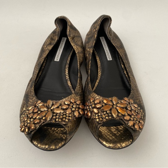 Vera Wang Lavender Animal Print Embellished Ballet Flat Shoes 8.5 M Peep Toe - Picture 6 of 16